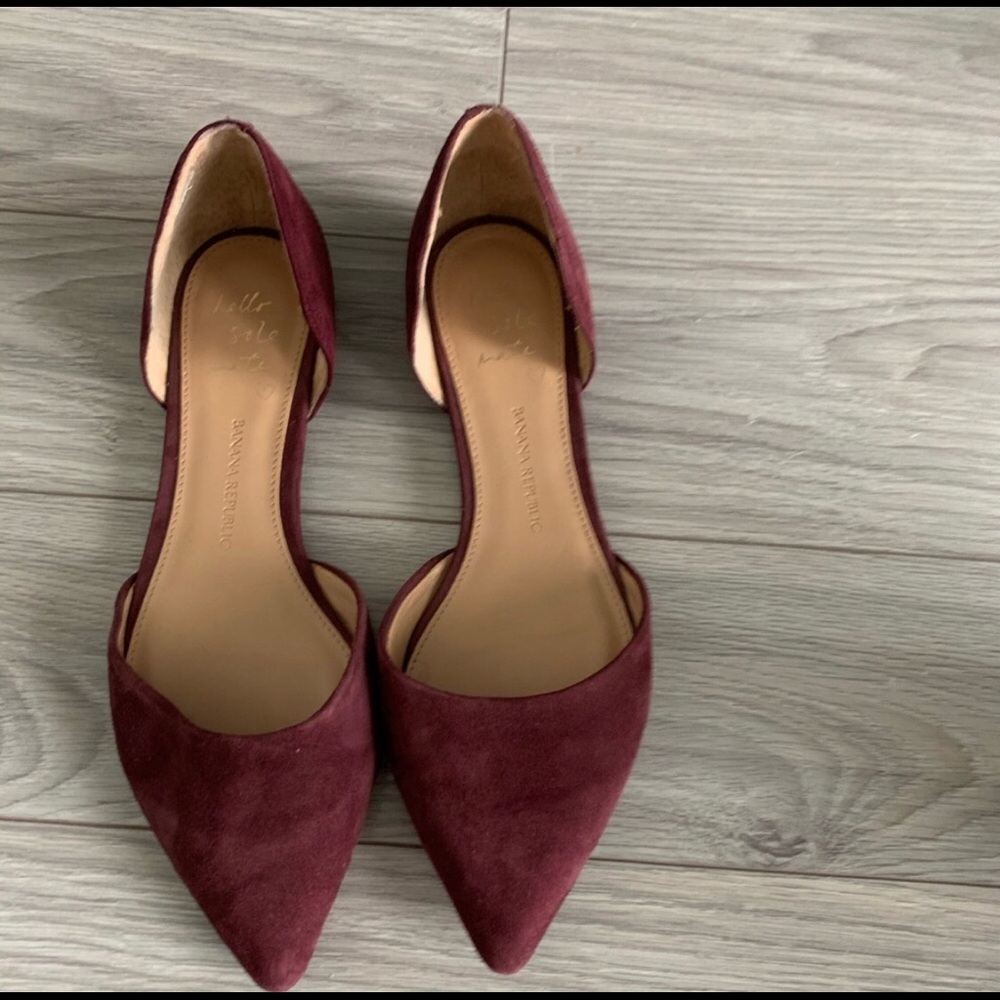 Banana Republic burgundy flats